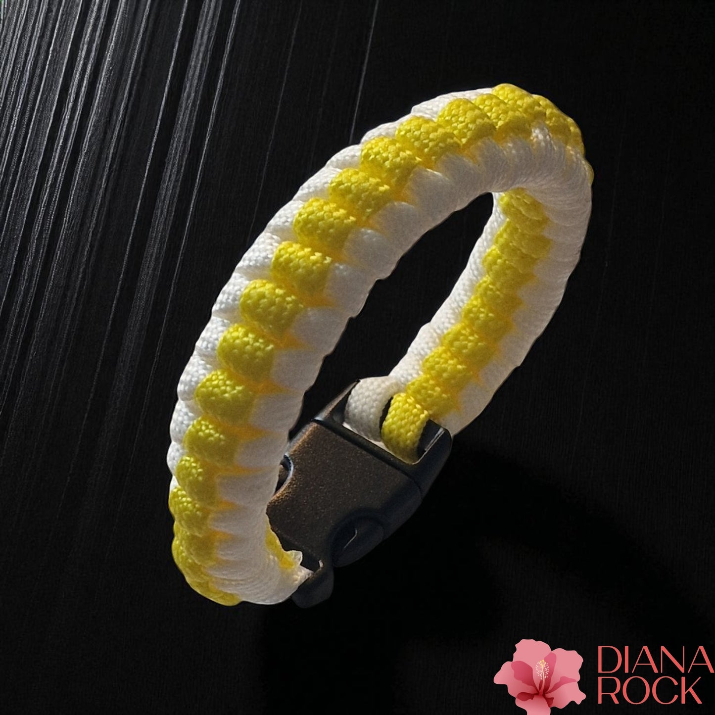 Bracelet de survie