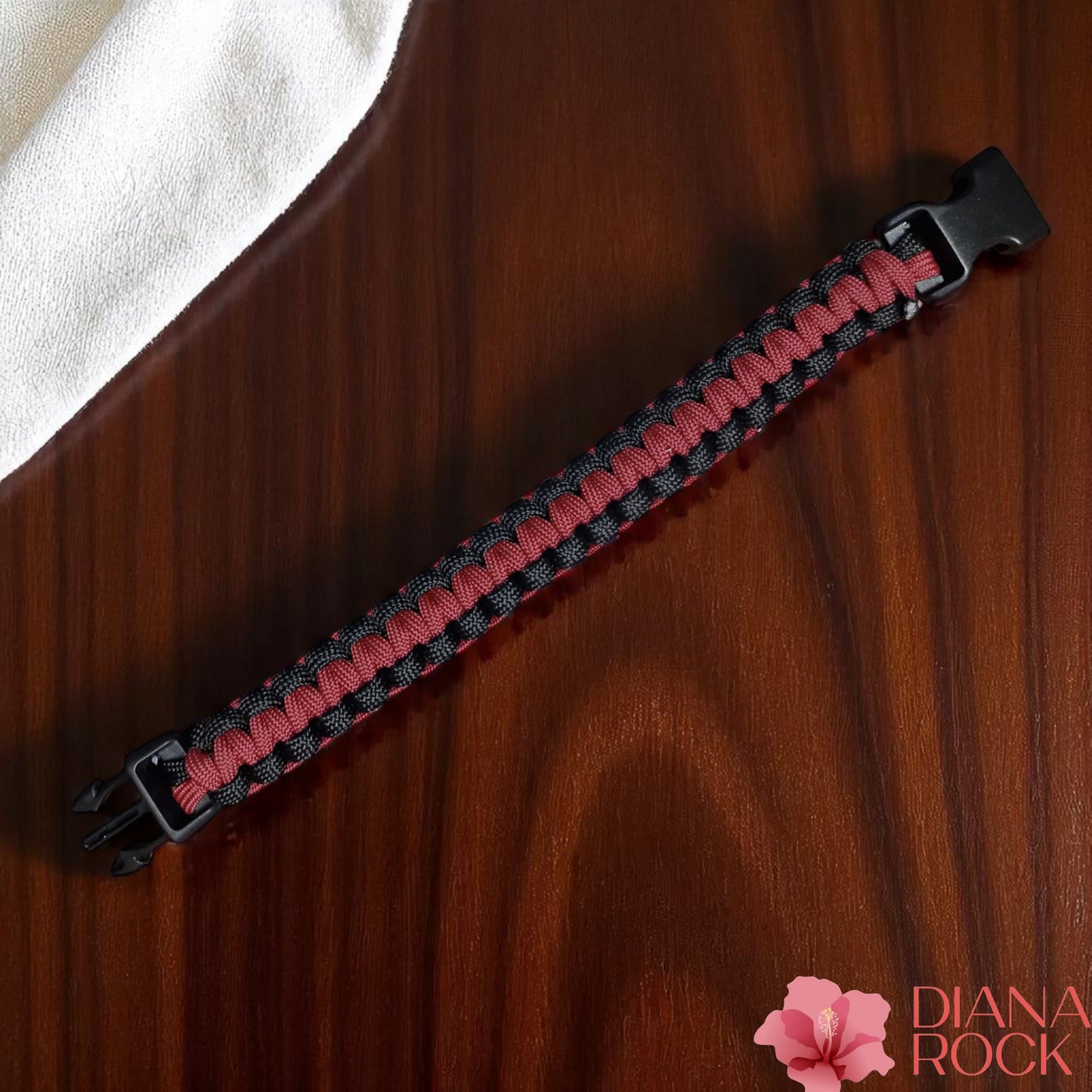 Bracelet de survie