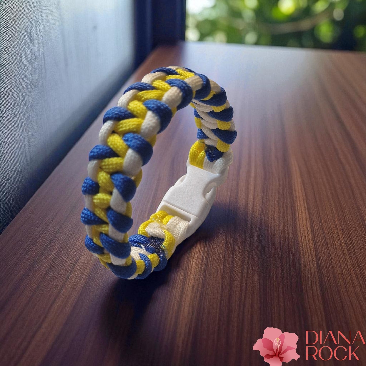 Bracelet de survie